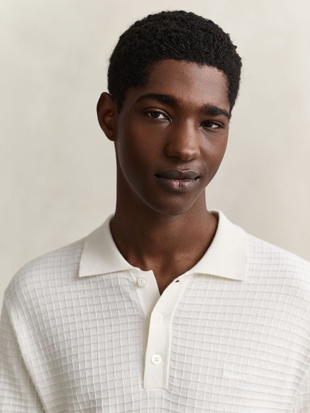 Gant Men White Solid Regular Fit Pure Cotton Polo Sweater