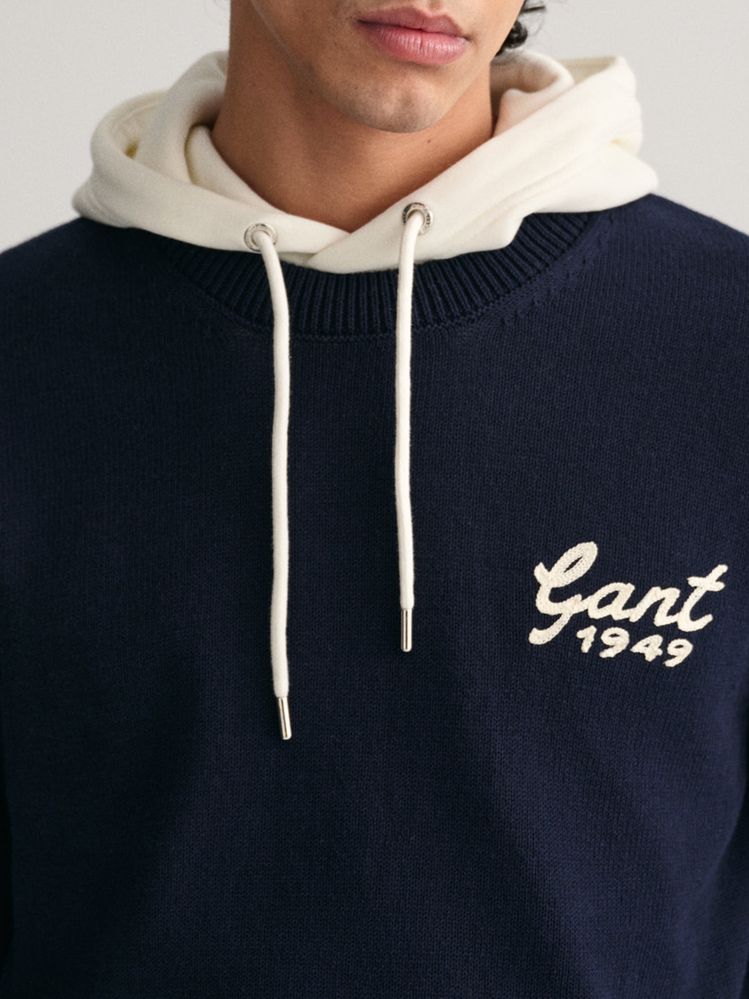 Gant Men Blue Solid Round Neck Sweater