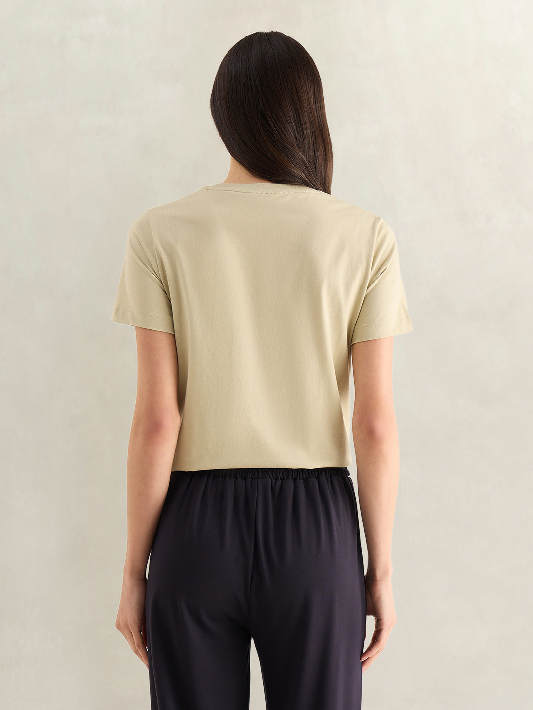 Gant Women Beige Graphic Round Neck T-Shirt