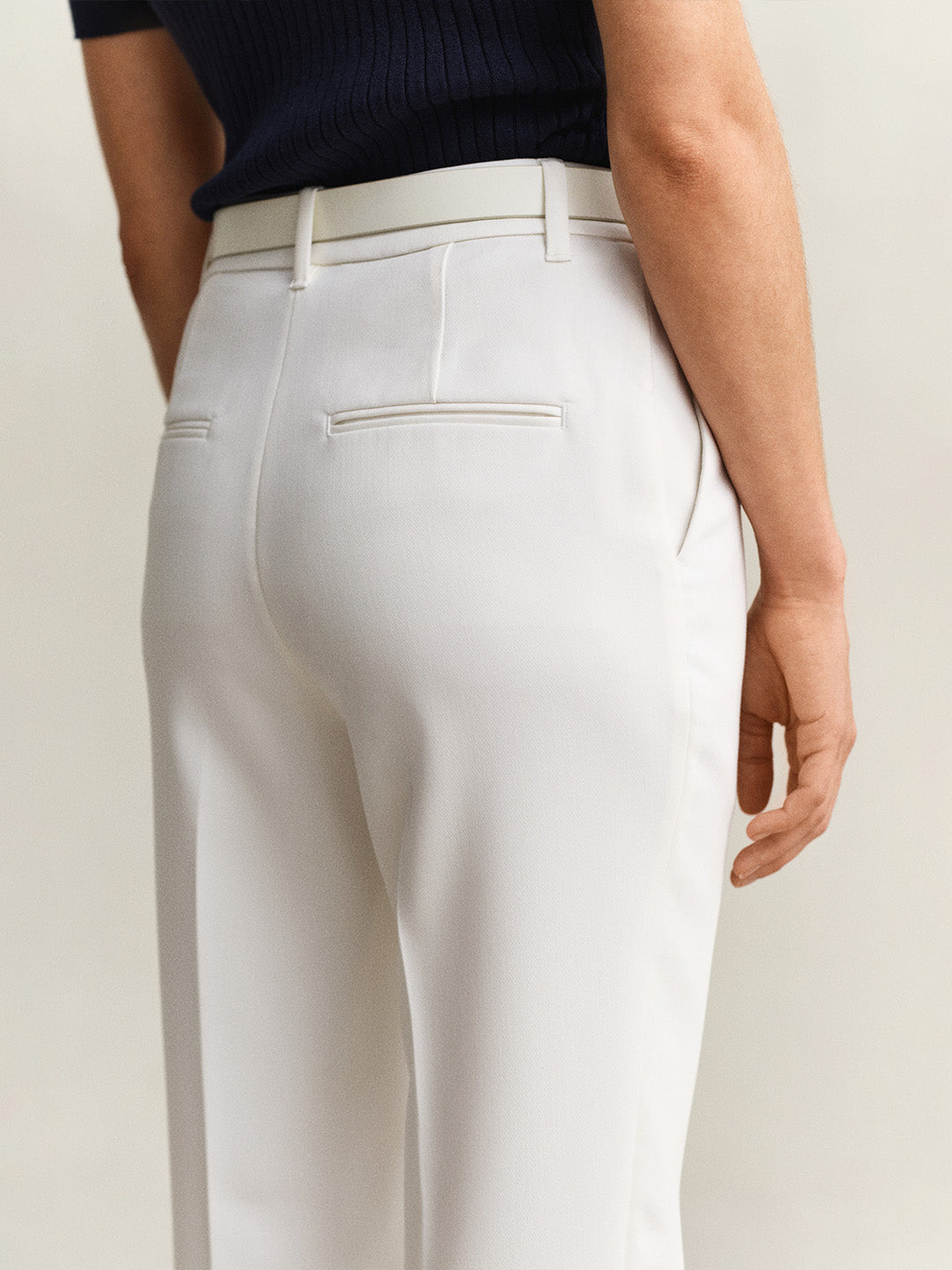 Gant Women White Solid Slim Fit Trouser