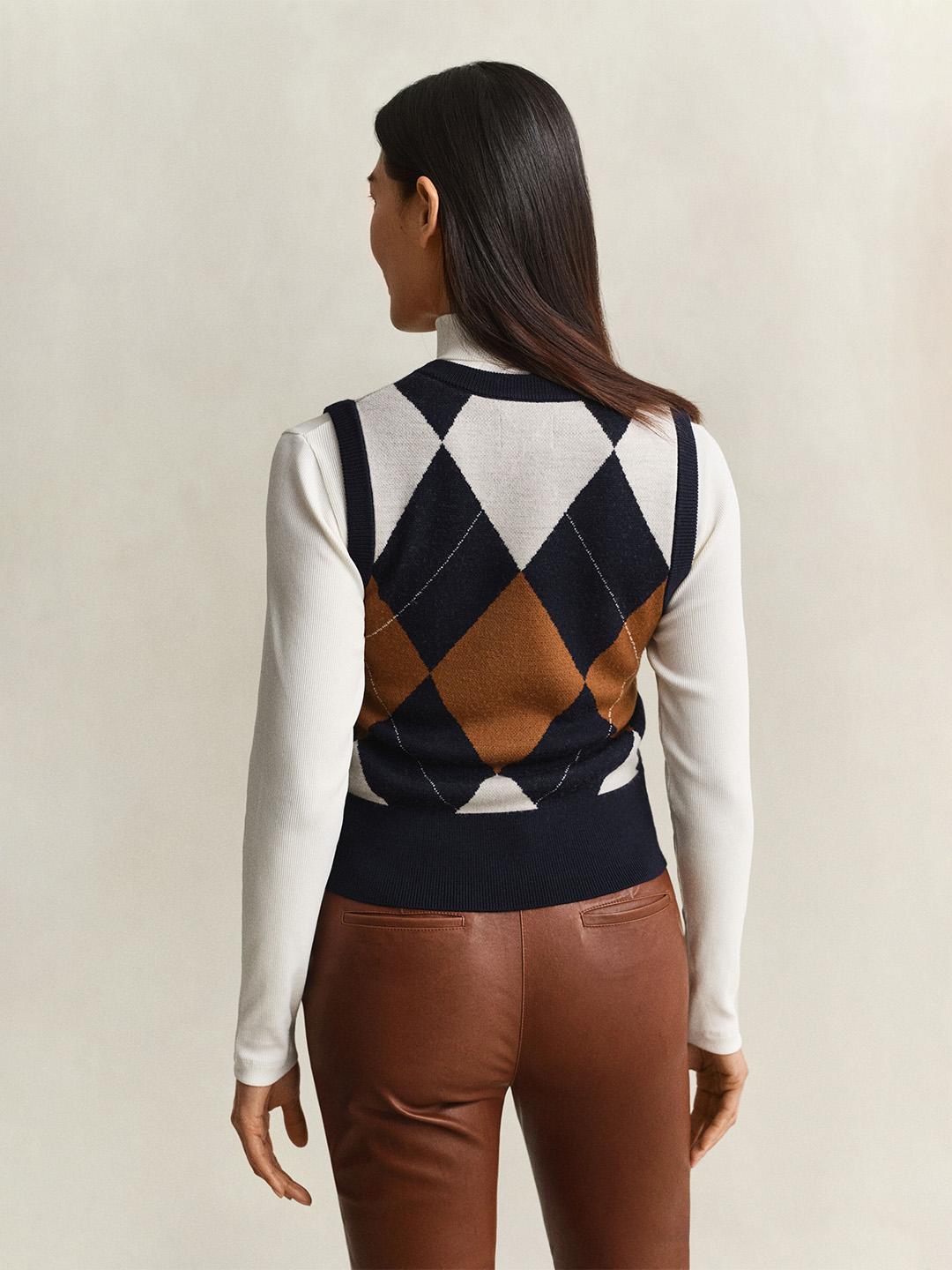 Gant Women Multicolour Regular Fit Colorblock Merinowool Vest