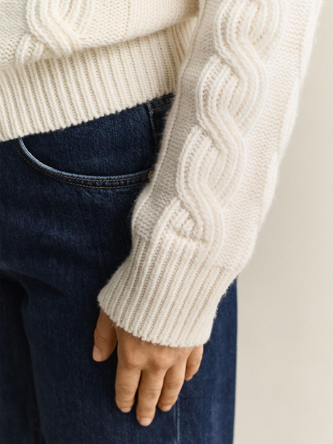 Gant Women Off White Cable Relaxed Fit Wool Blend Sweater