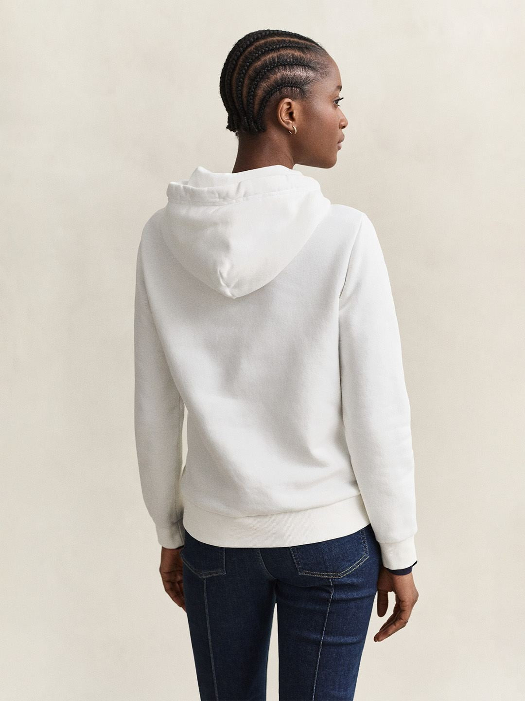 Gant Women White Solid Regular Fit Sweatshirt