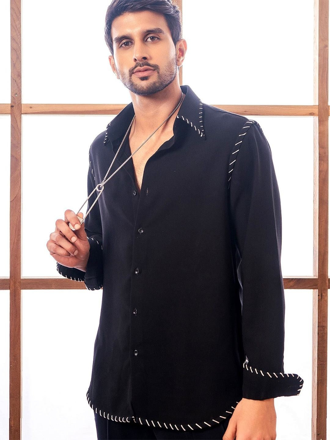 House Of Rohit Doshi Men Black Embroidered Slim Fit Shirt