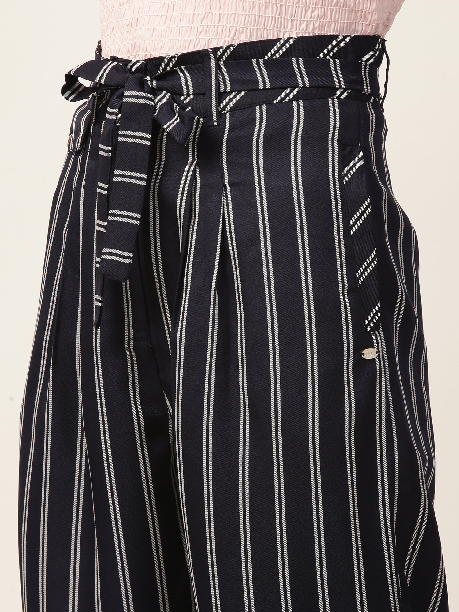 Elle Women Navy Blue Printed Slouch Fit Trouser