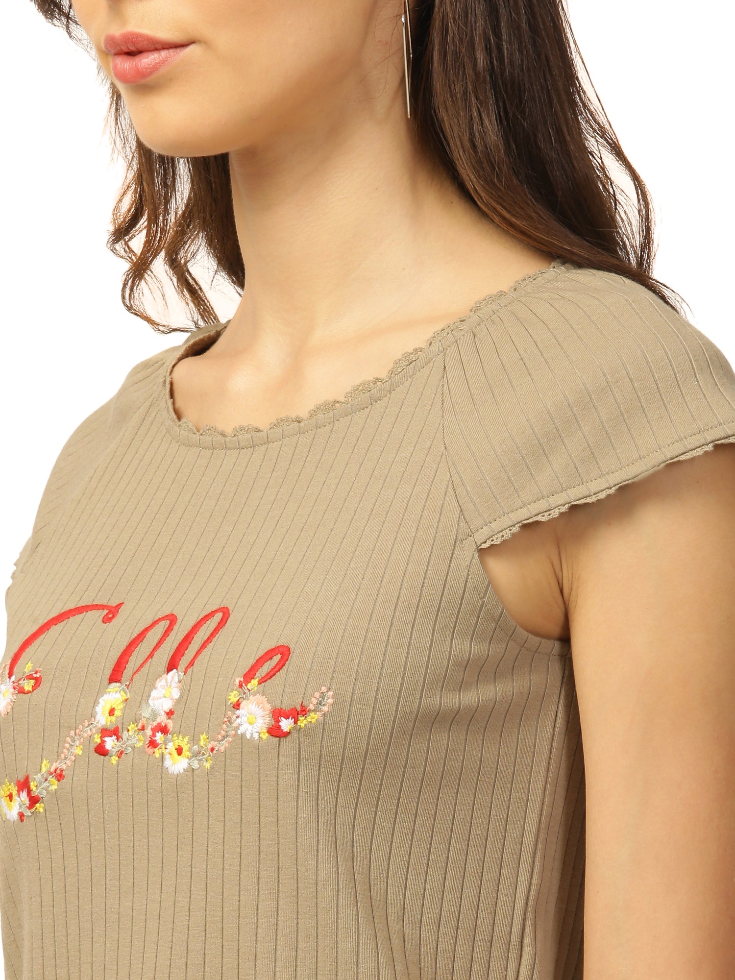 Elle Women Green Solid Round Neck TShirt