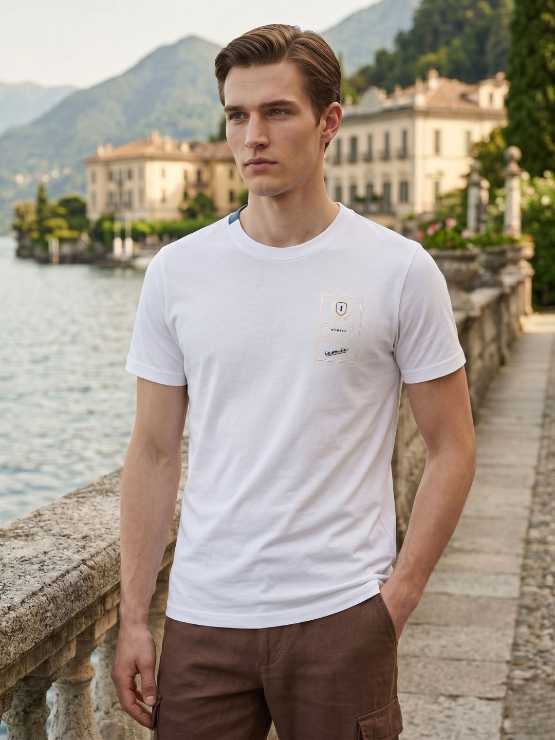 Iconic Men White Graphic Print Regular Fit Pure Cotton T-Shirt
