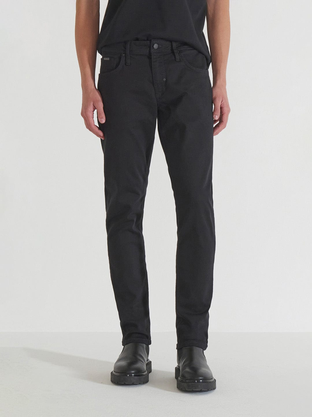 Antony Morato Men Black Tapered Fit Solid Jeans