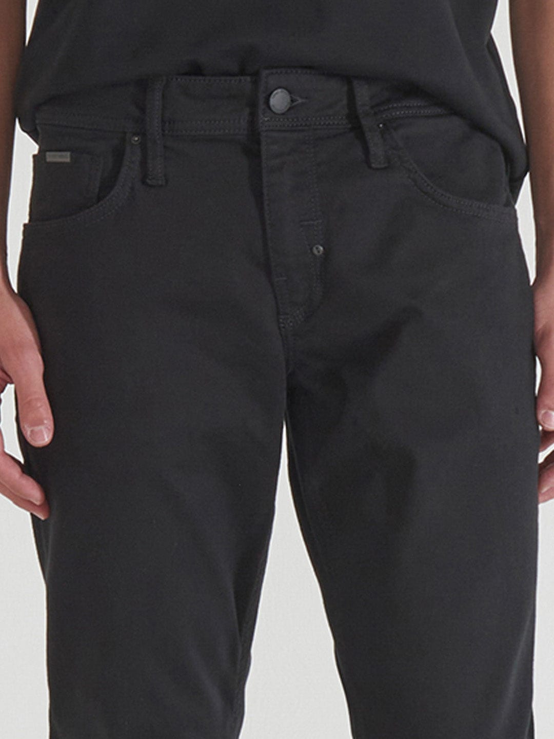 Antony Morato Men Black Tapered Fit Solid Jeans