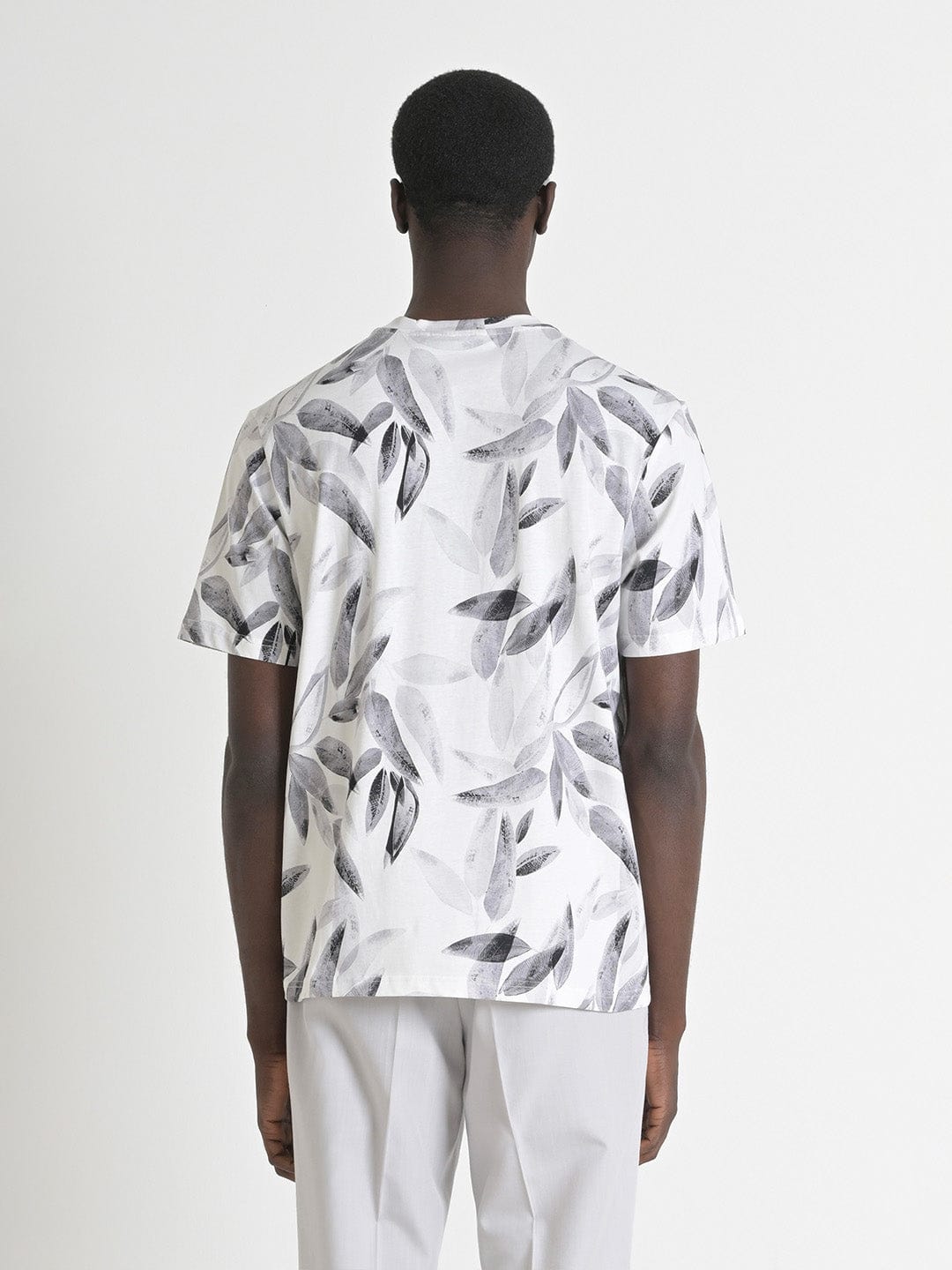 Antony Morato Men Cream Printed Round Neck Tshirt