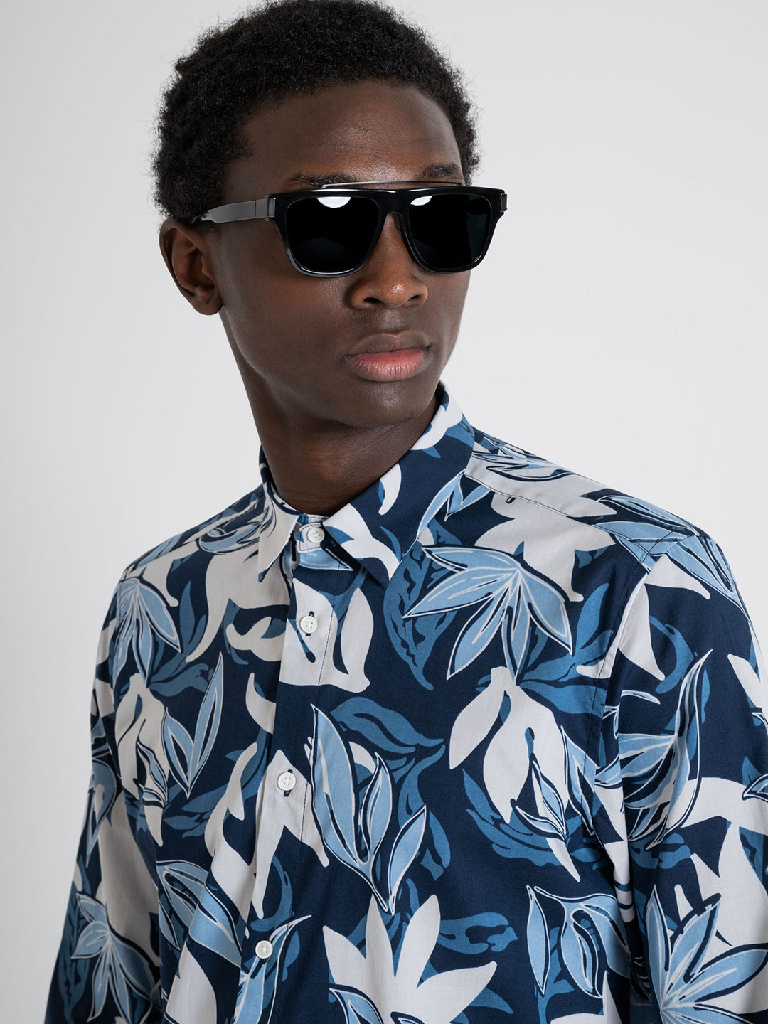 Antony Morato Men Blue Printed Spread Collar Full Sleeves Shirt