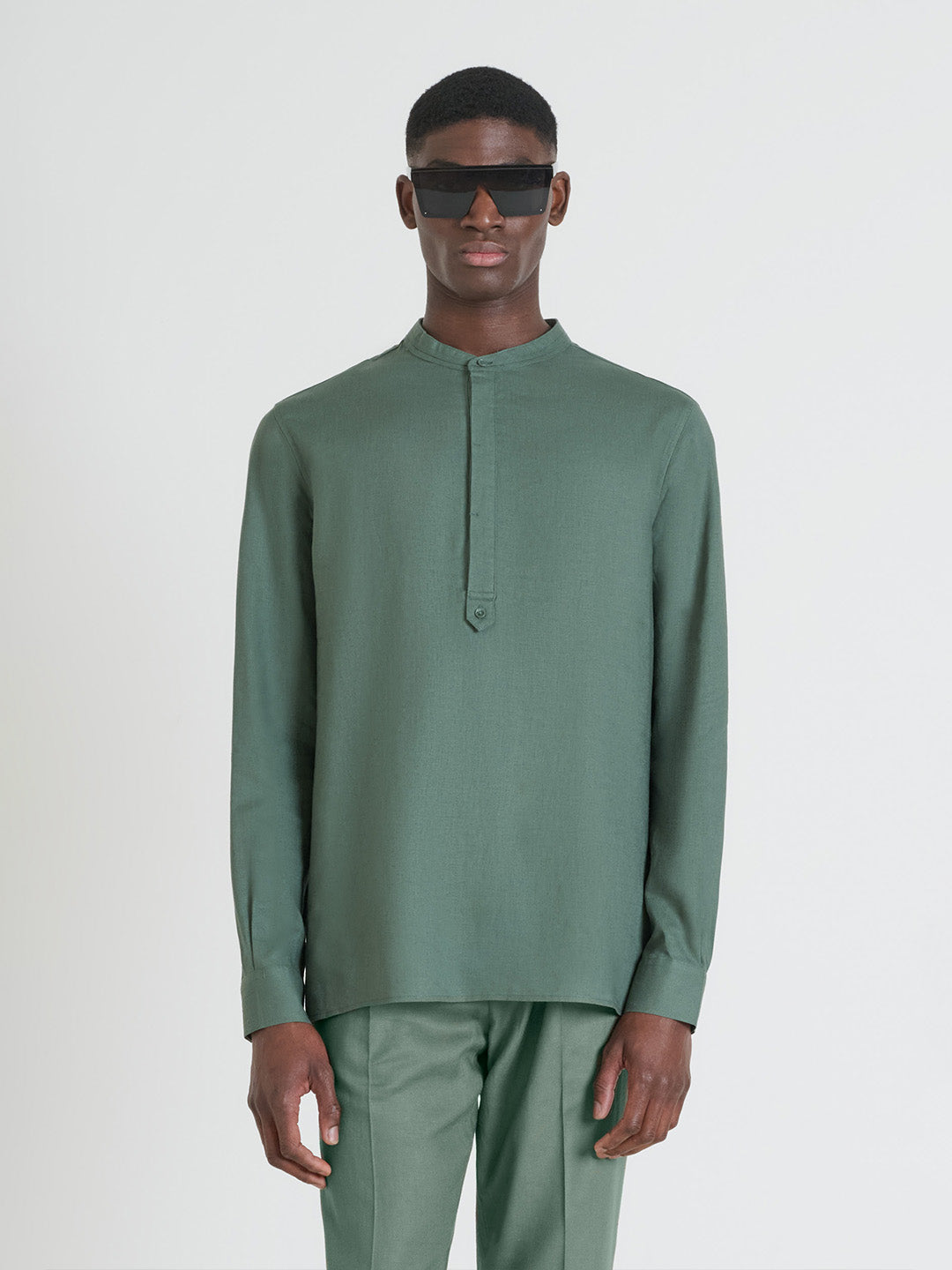 Antony Morato Men Green Solid Mandarin Collar Shirt