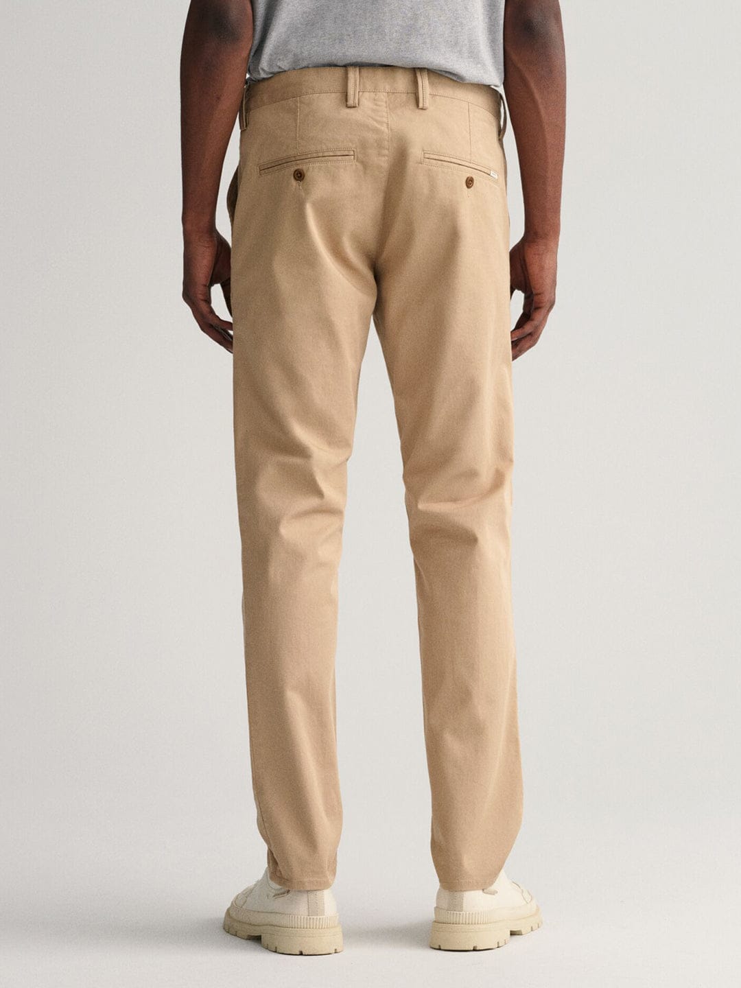 Gant Men Khaki Slim Fit Solid Trouser