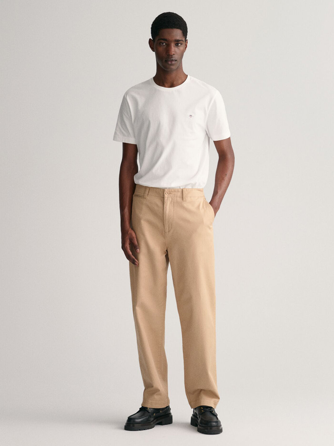 Gant Men White Solid Crew Neck Tshirt