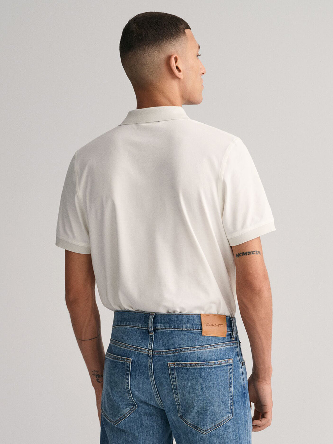 Gant Men White Solid Polo Tshirt