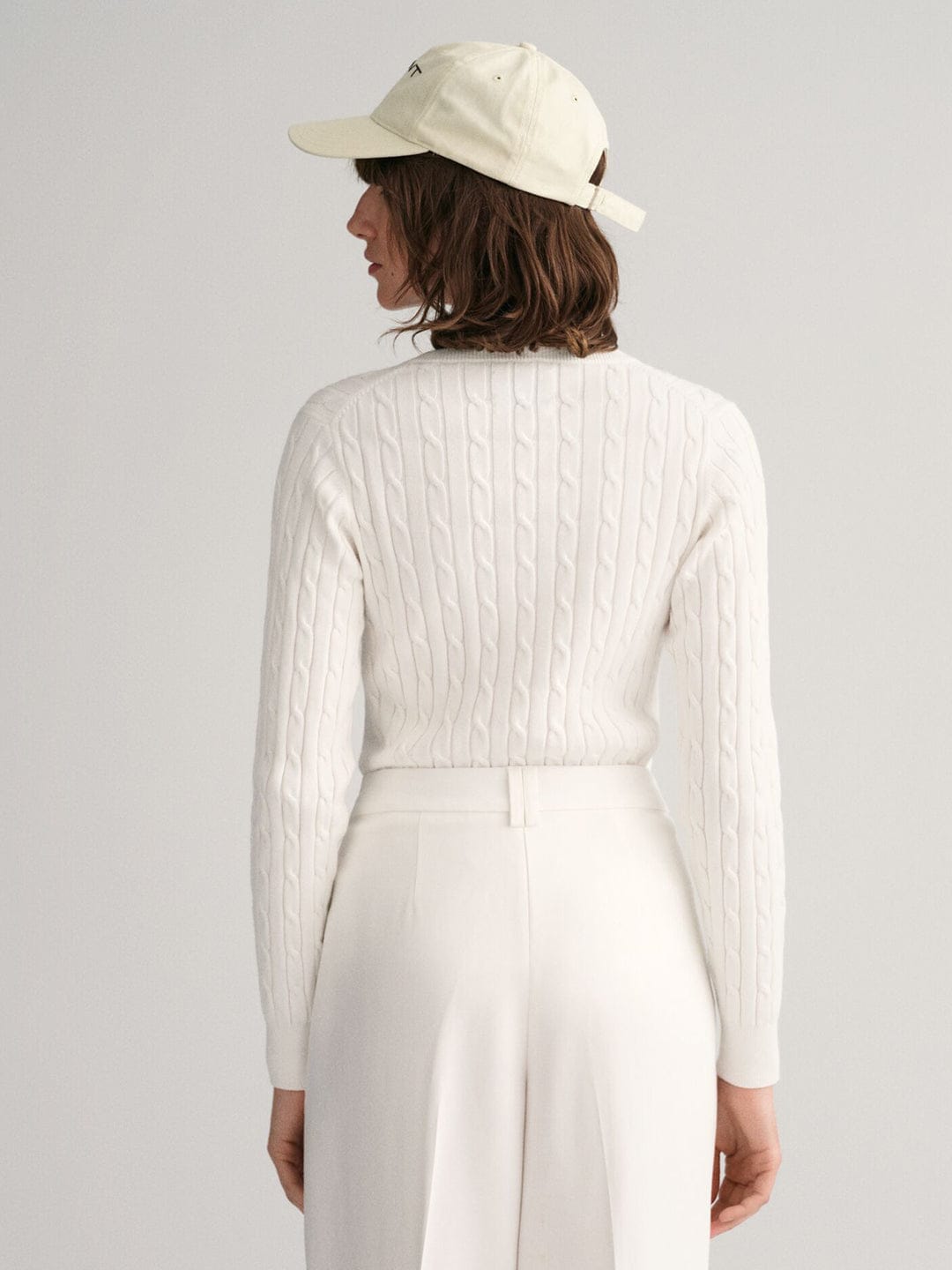 Gant Women White Solid V-Neck Sweater