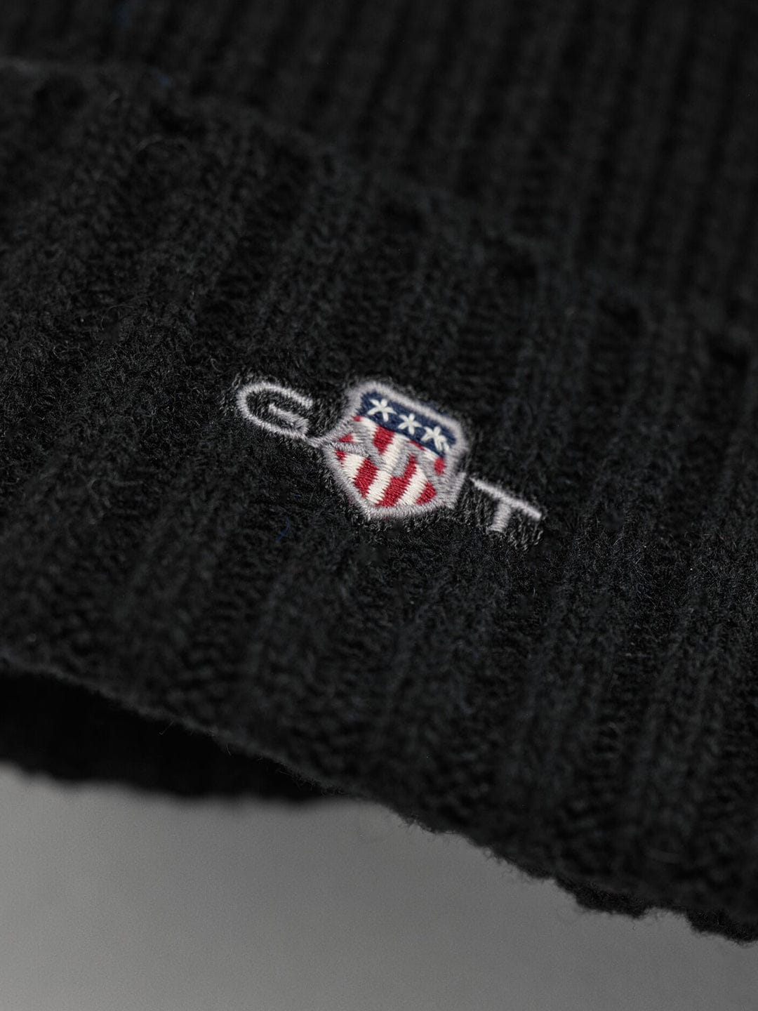 Gant Men Black Solid Beanies