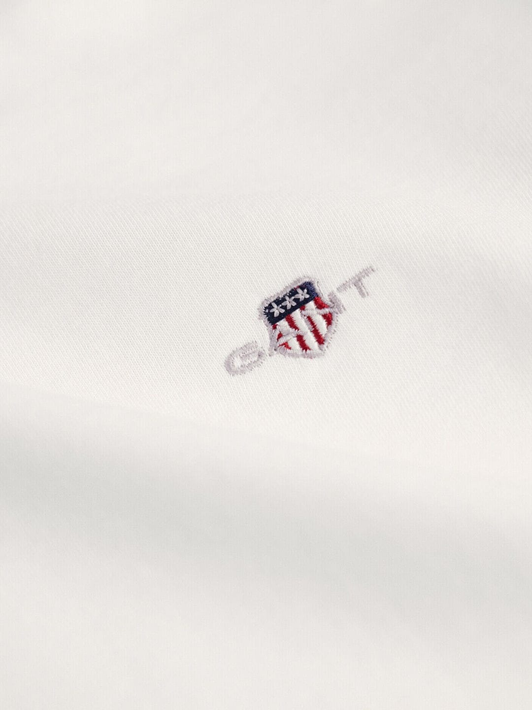 Gant Kids White Solid Round Neck Tshirt