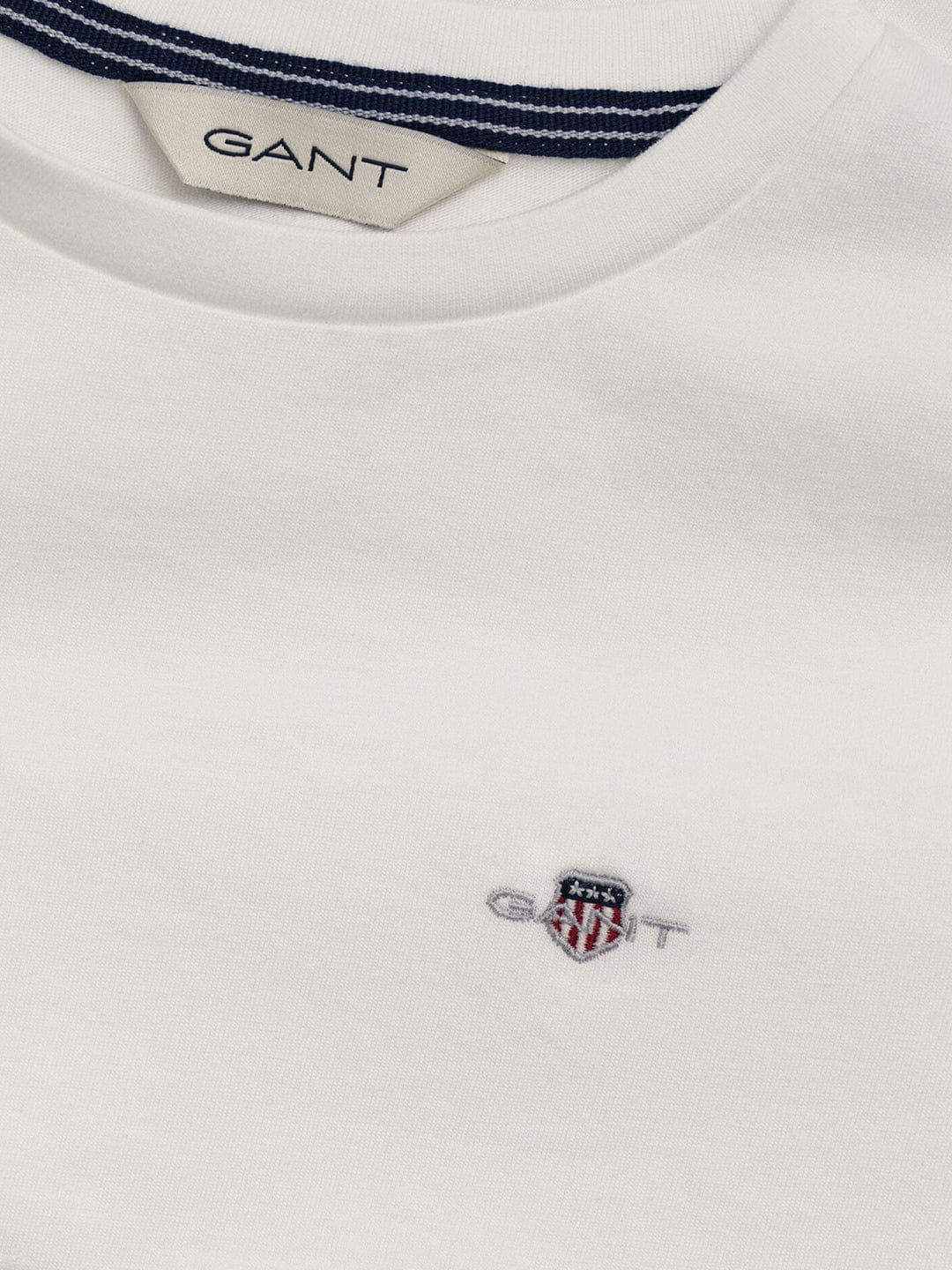 Gant Kids White Solid Round Neck Tshirt