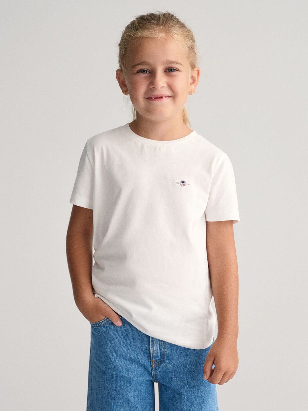 Gant Kids White Solid Round Neck Tshirt
