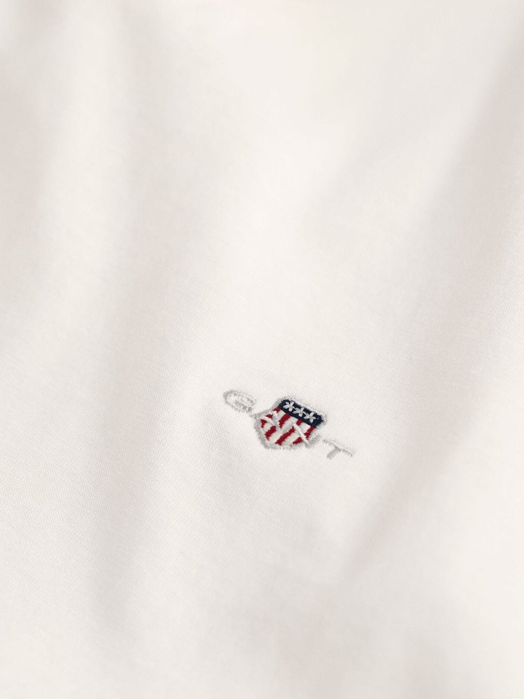 Gant Kids White Solid Round Neck Tshirt