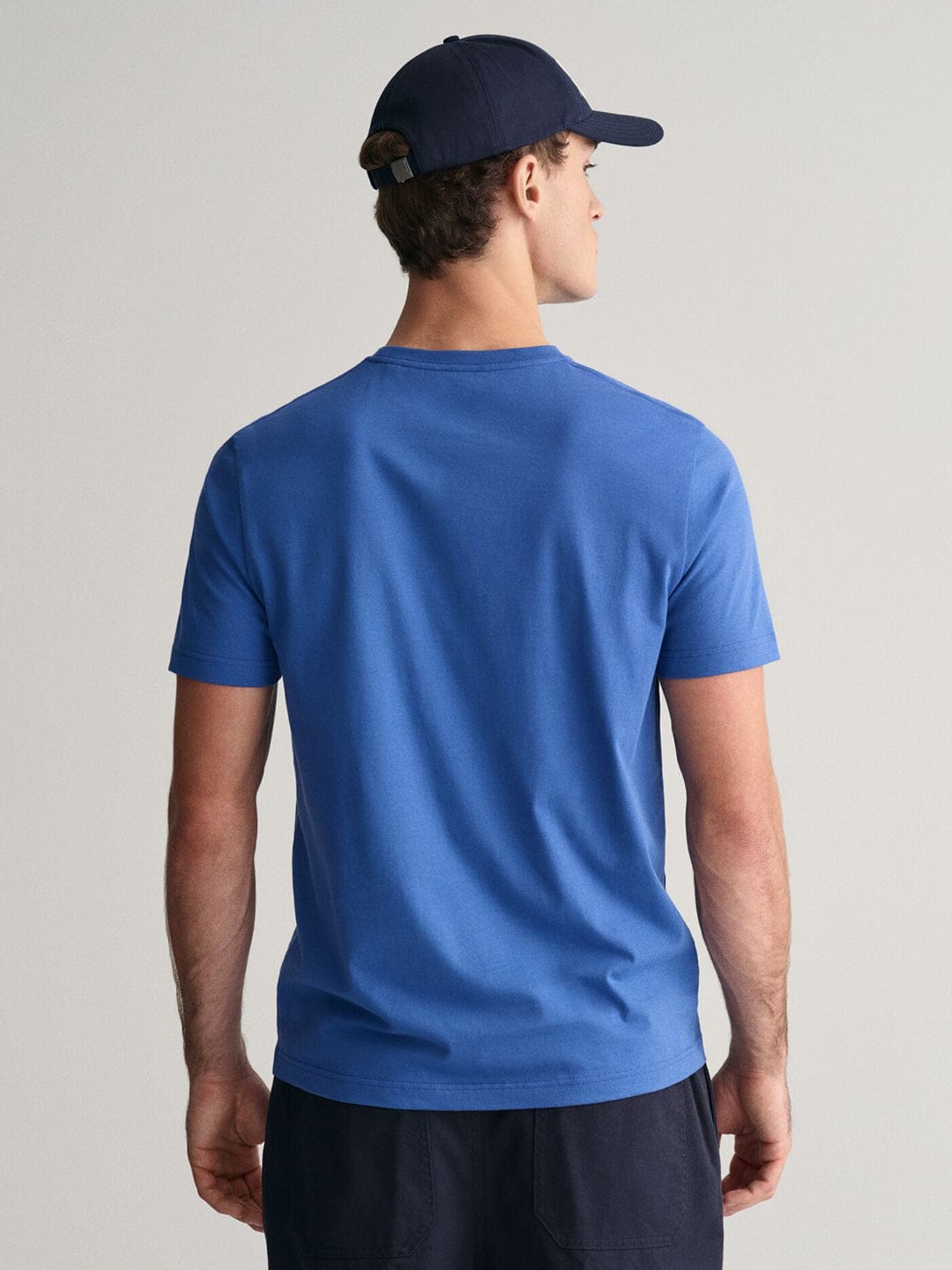 Gant Men Blue Solid Crew Neck Tshirt