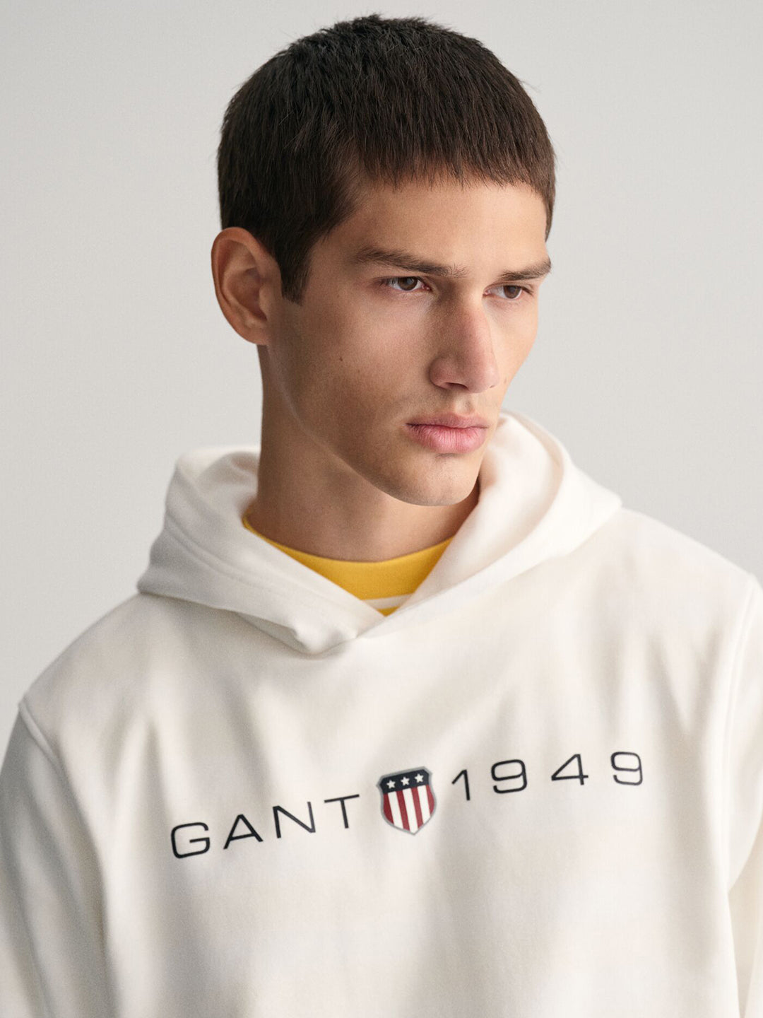 Gant Men Off White Solid Hooded Long Sleeves Sweatshirt