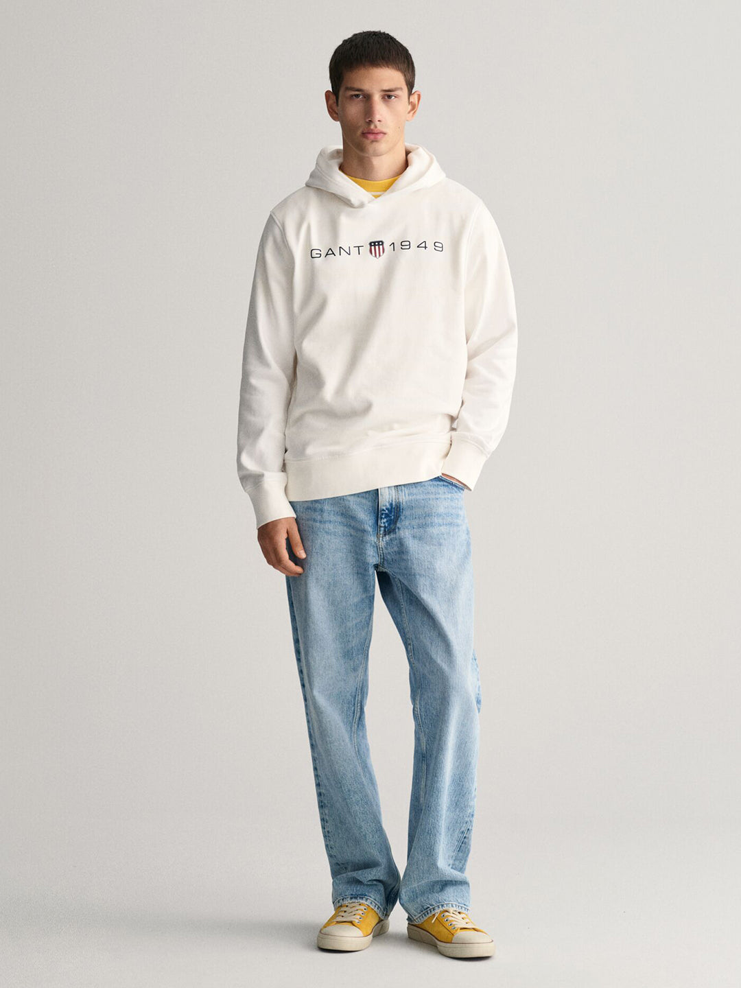 Gant Men Off White Solid Hooded Long Sleeves Sweatshirt