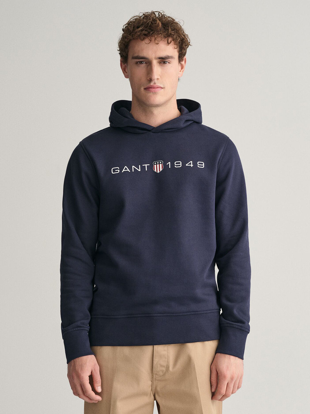 Gant Men Navy Blue Solid Hooded Long Sleeves Sweatshirt