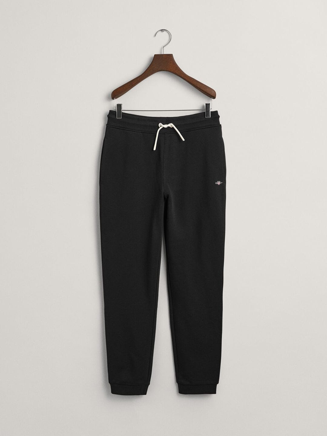 Gant Boys Black Regular Fit Solid Sweatpant