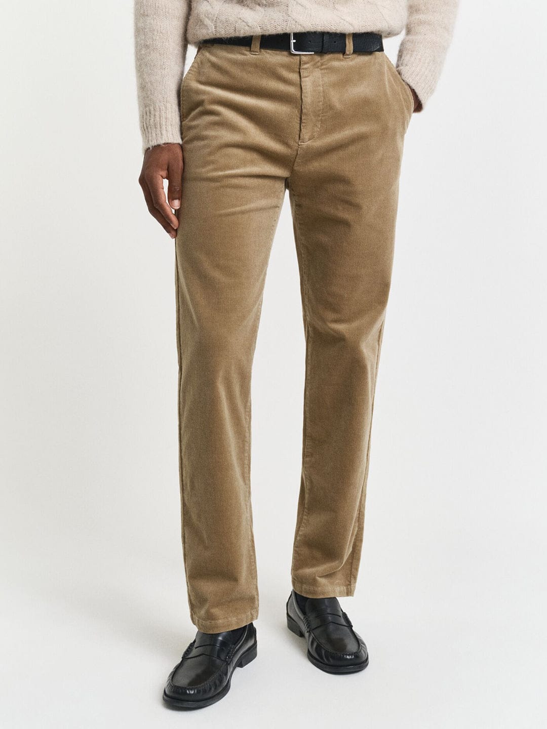 Gant Men Khaki Regular Fit Solid Trouser