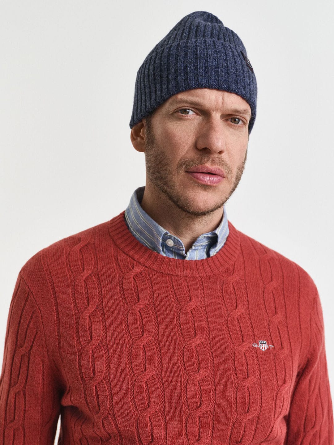 Gant Men Red Solid Crew Neck Sweater