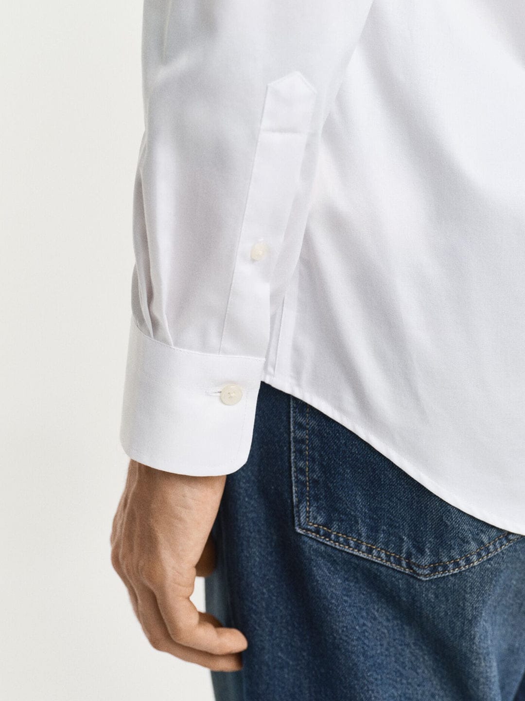 Gant Men White Solid Collar Shirt