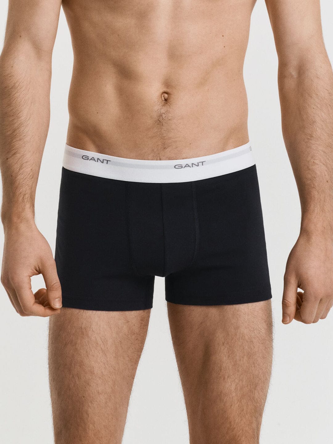 Gant Men Black-White Solid Trunk