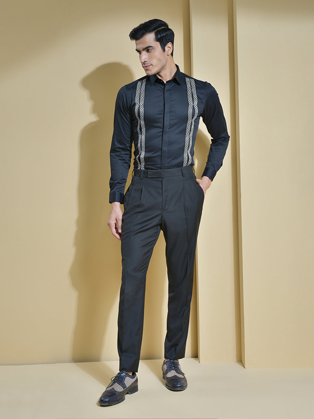 Abkasa Men Black Solid Collar Shirt