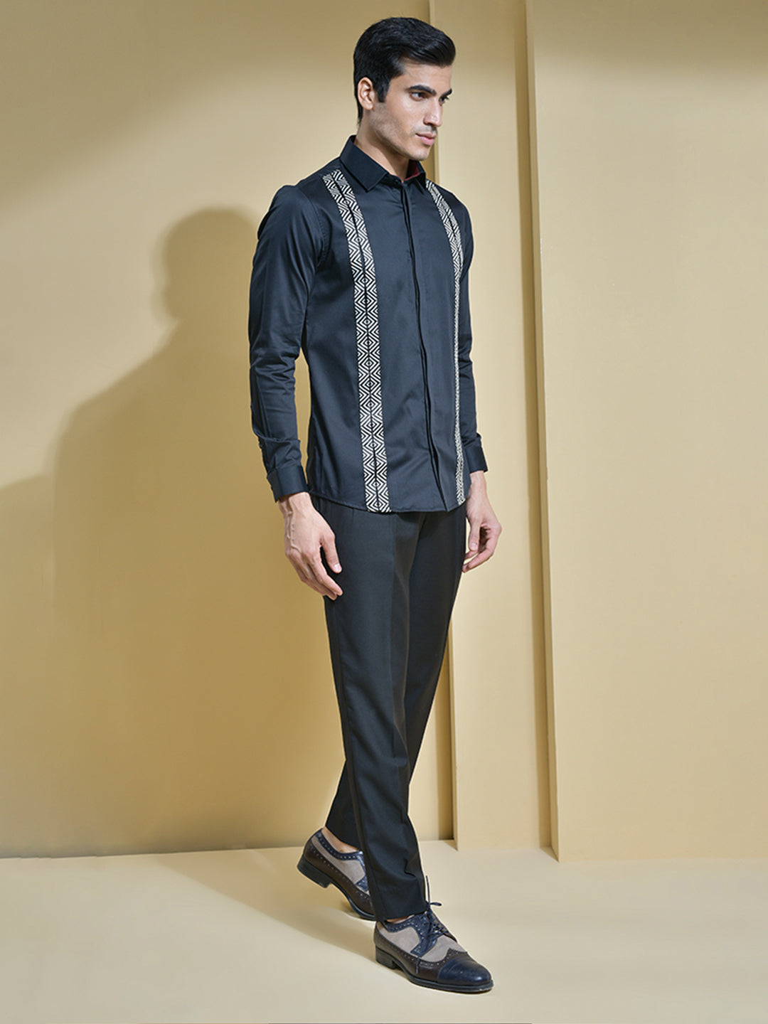 Abkasa Men Black Solid Collar Shirt