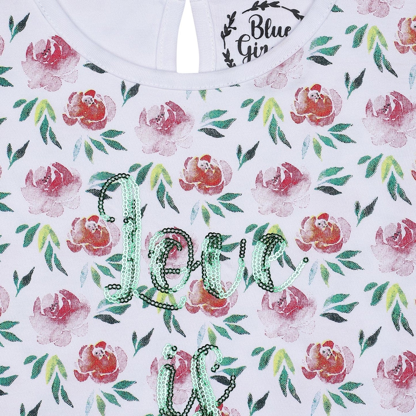 Blue Giraffe Girls Tshirt