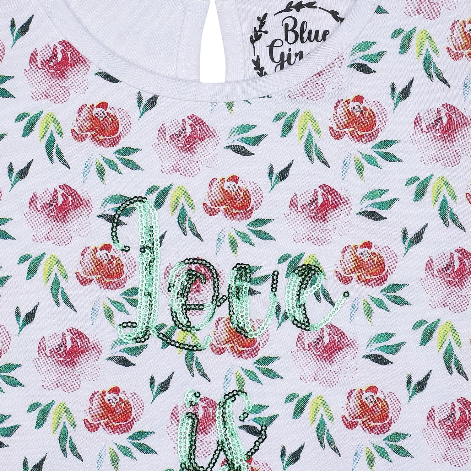 Blue Giraffe Girls Tshirt