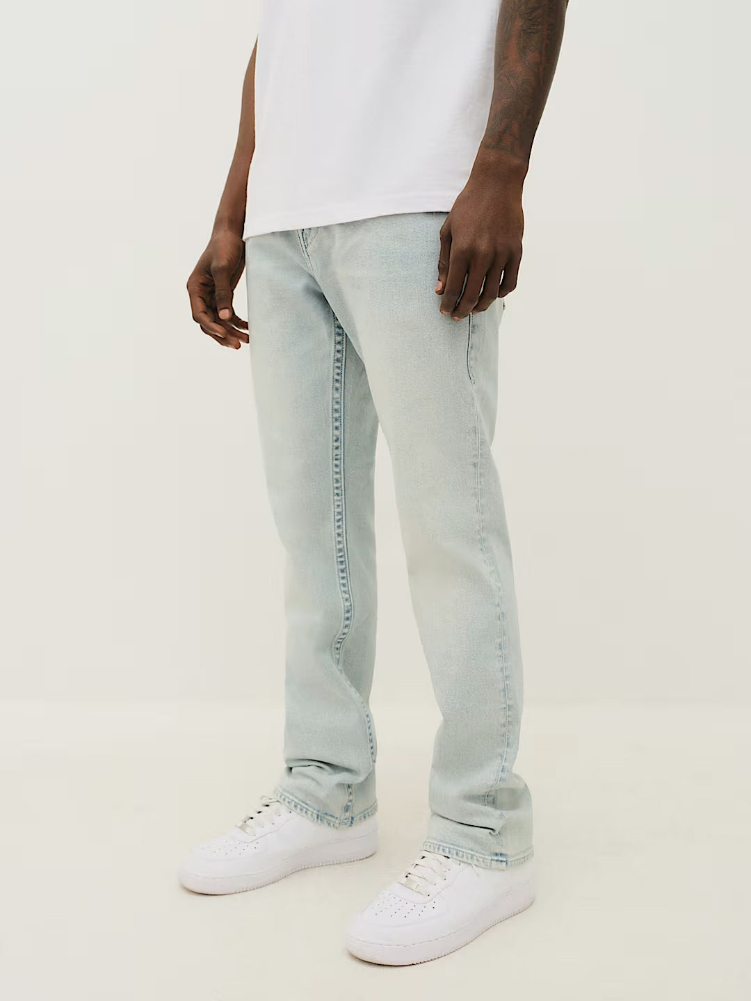 True Religion Men Light Blue Solid Straight Fit SN Ricky Jeans