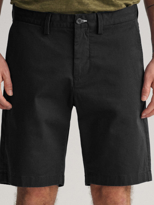 Gant Men Slim Fit Mid Rise Shorts