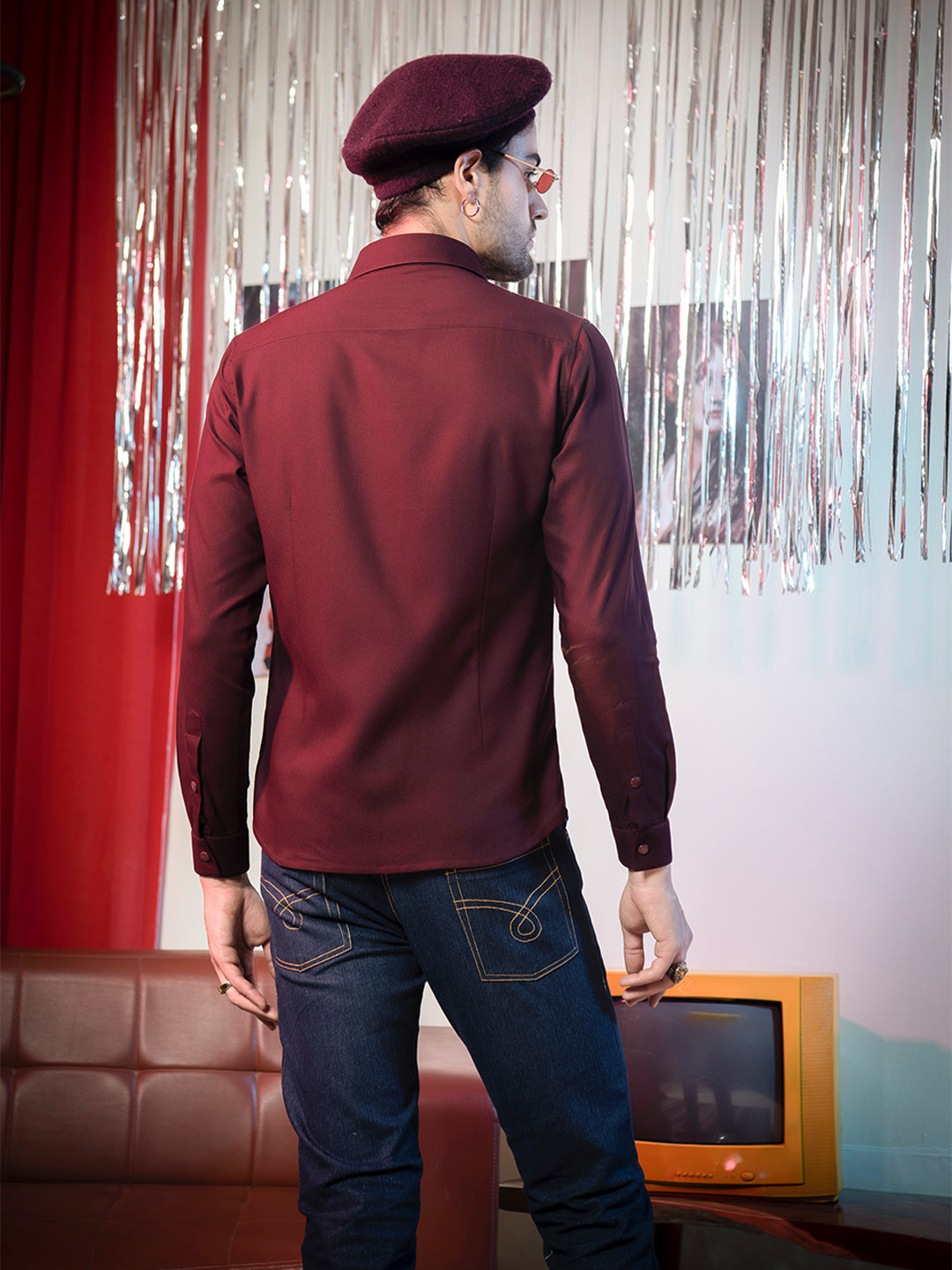 Abkasa Men Red Pleats Collar Shirt