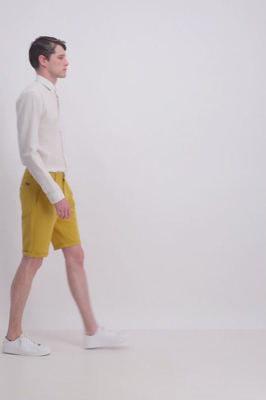 Lindbergh Men Slim Fit Solid Shorts