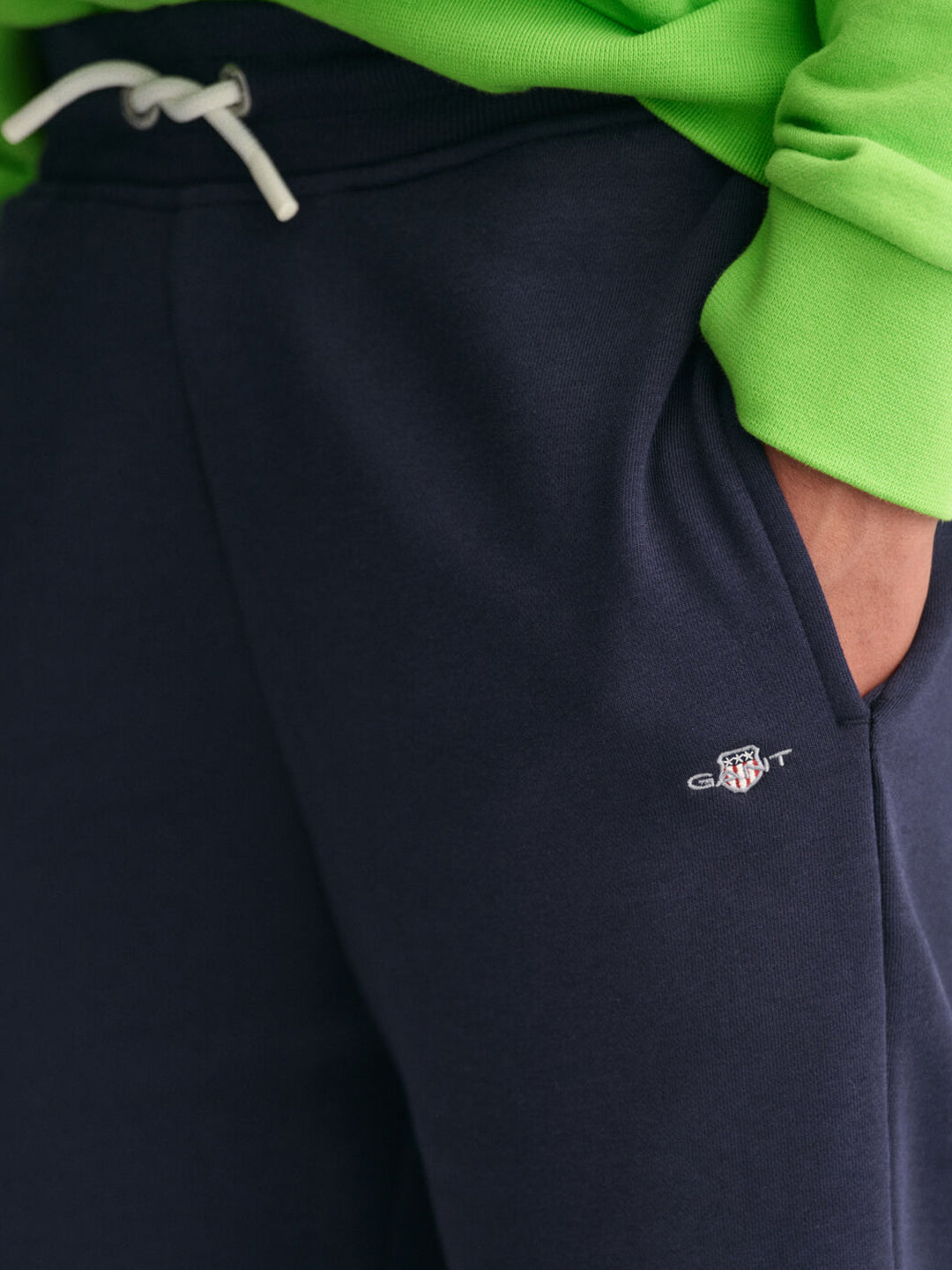 Gant Boys Navy Blue Solid Mid-rise Regular Fit Regular Shorts