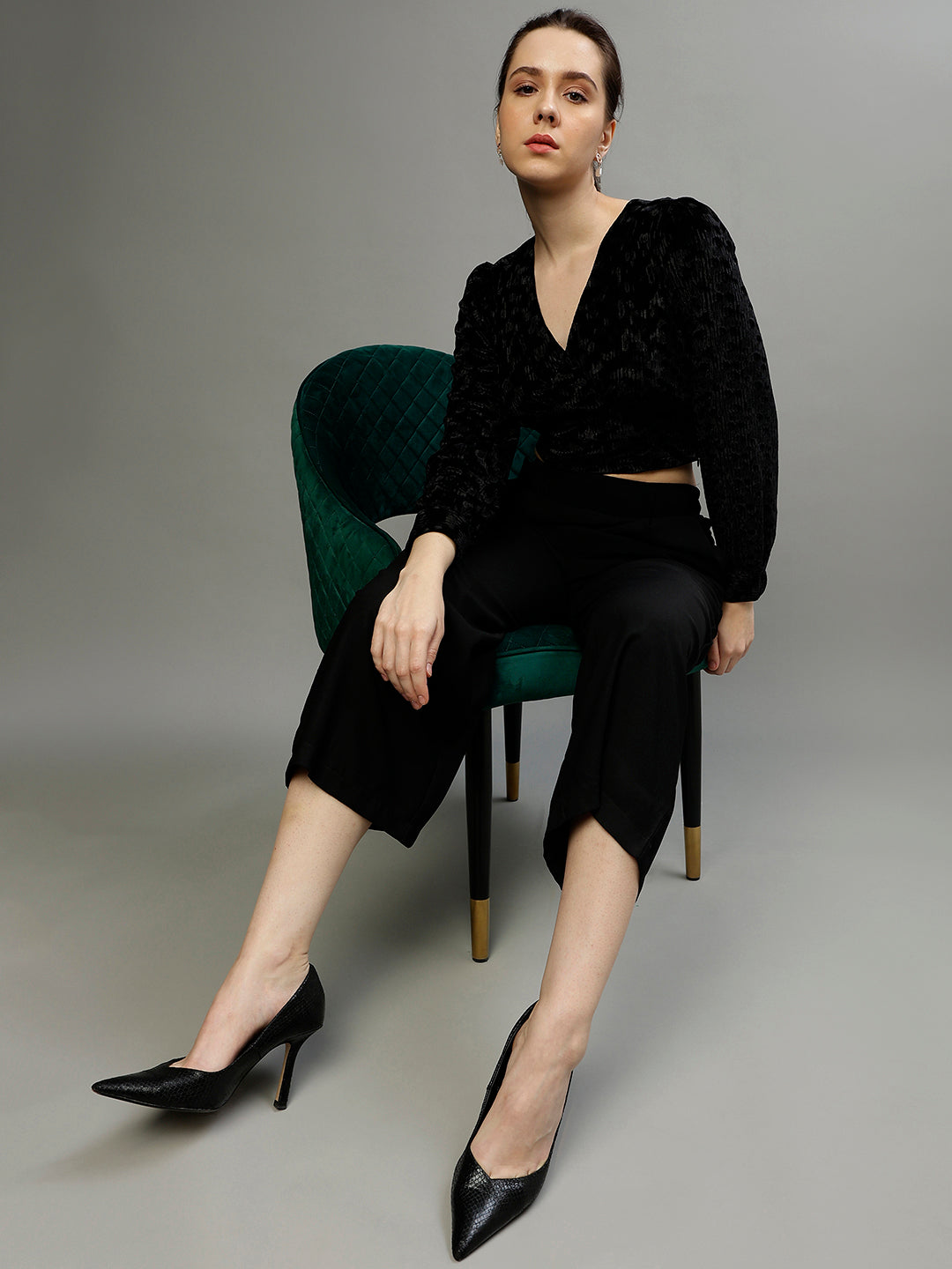 Centre Stage Women Solid V Neck Full Sleeves Top