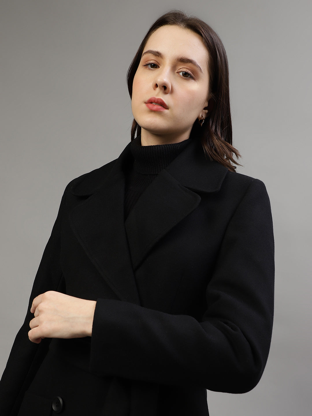 Elle Women Solid Notched Lapel Full Sleeves Overcoat