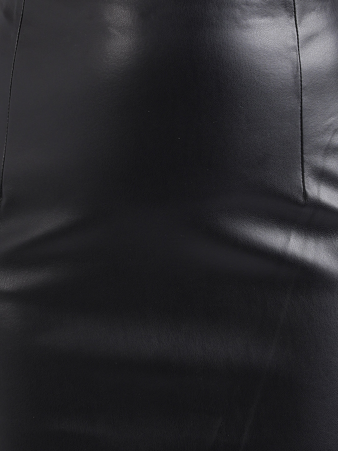 Elle Women Black Solid Fitted Skirt