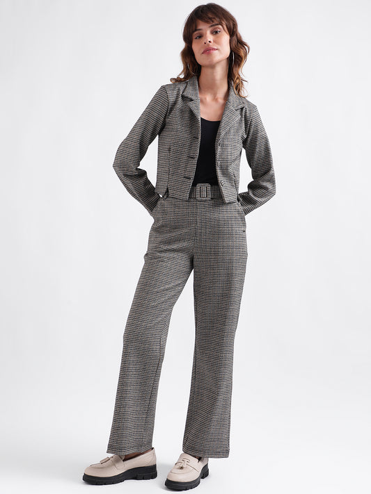 Elle Women Black Checked Fit and Flare Trouser