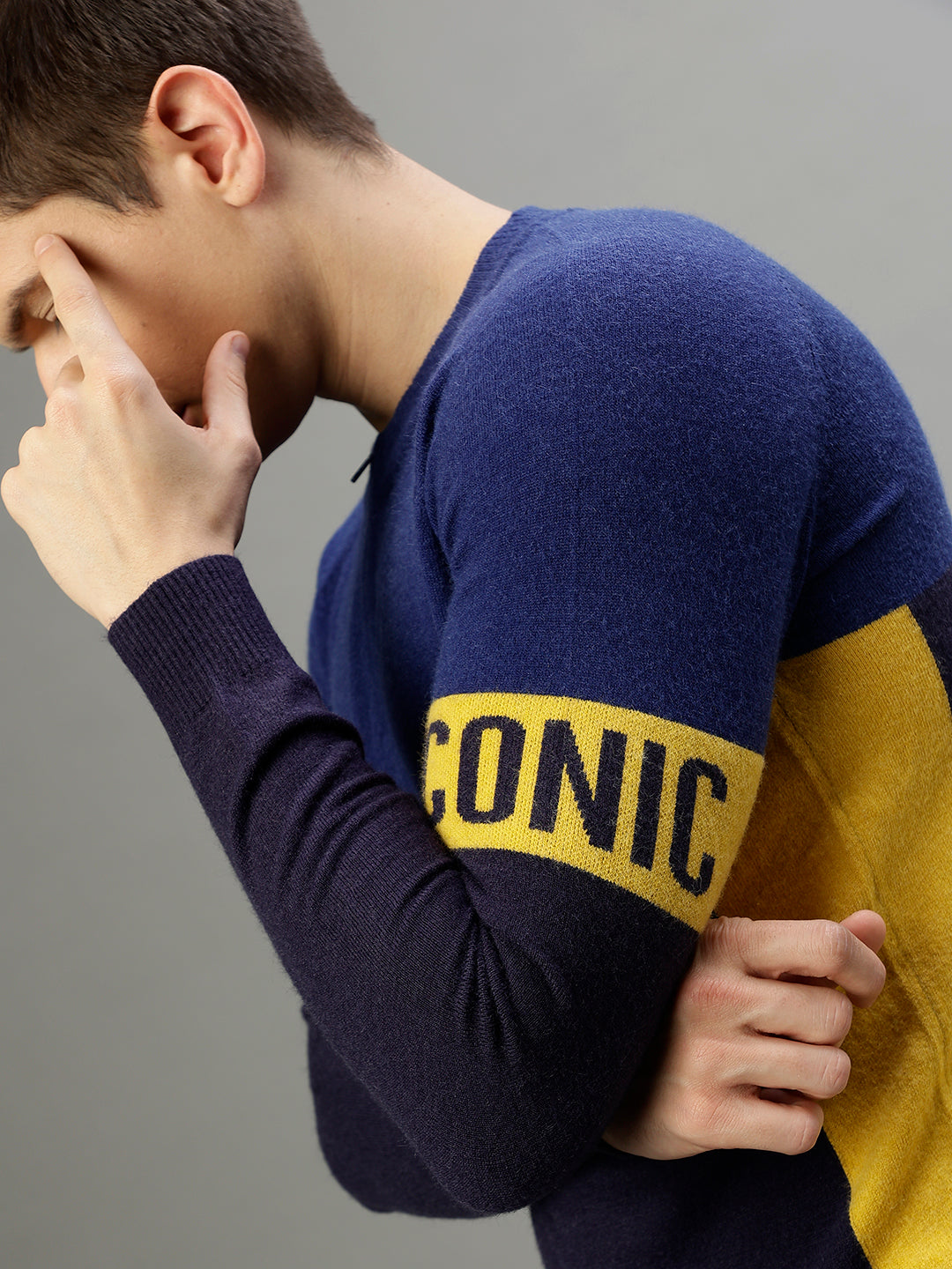 Iconic Men Colour blocked Round Neck Full Sleeves Sweater