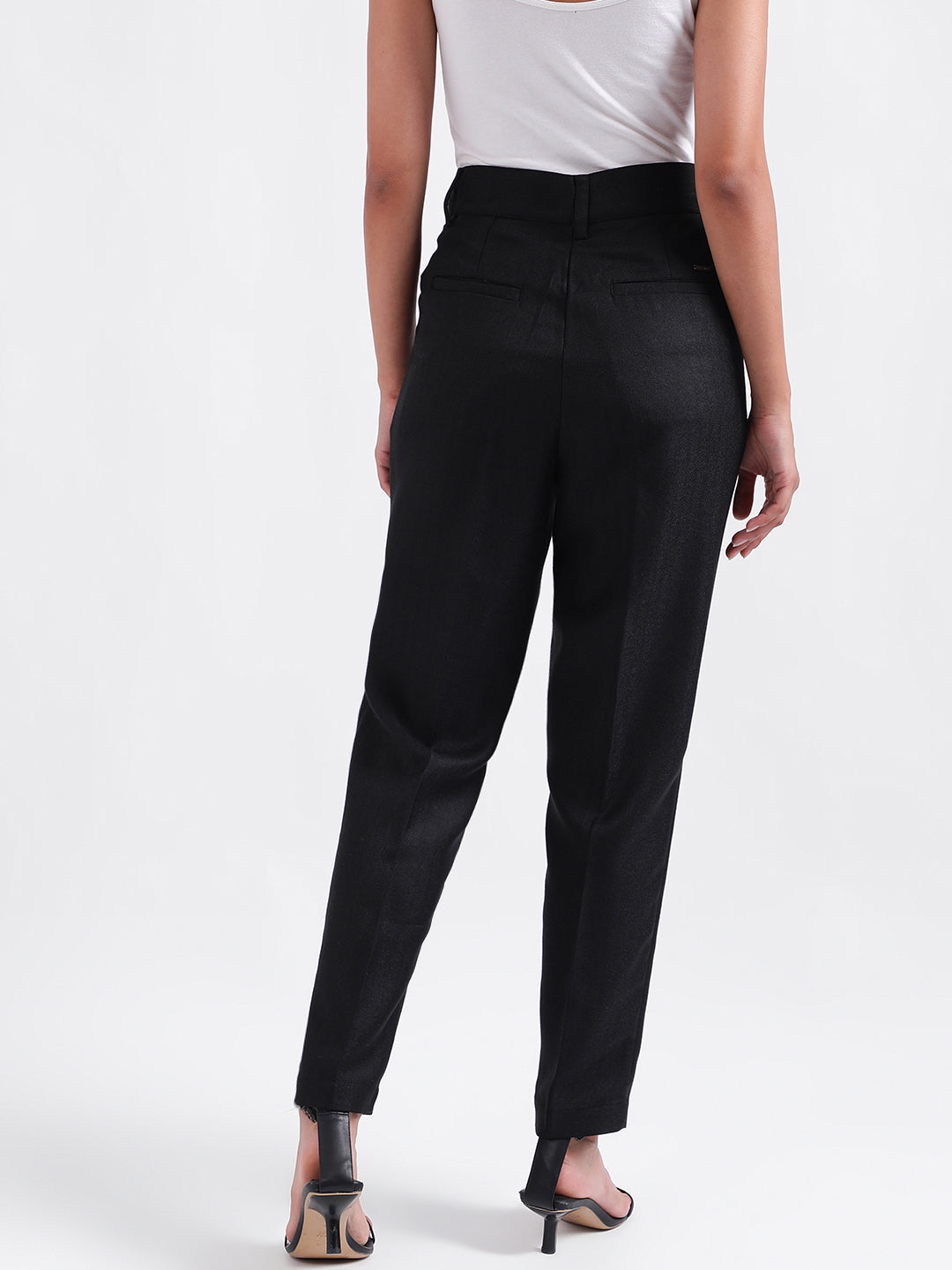 Iconic Women Black Solid Regular Fit Trouser
