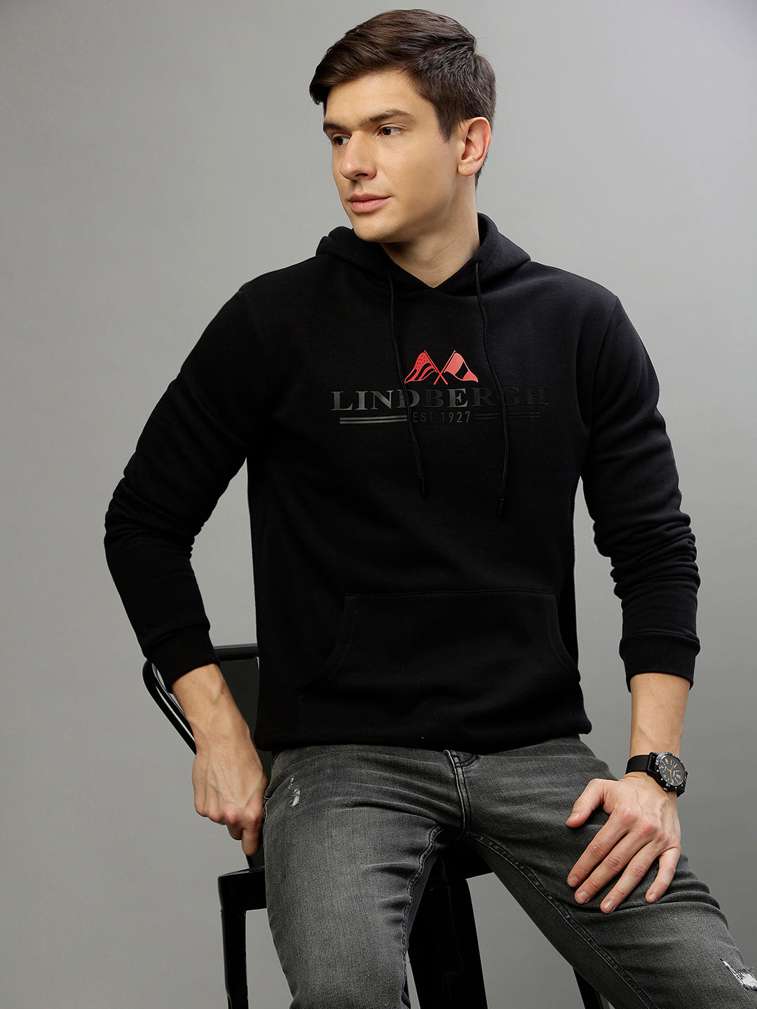 Lindbergh Men Solid Hooded Full Sleeves Sweatshirt